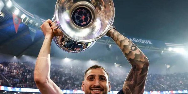 欧冠封神却遭清洗！大巴黎放弃多纳鲁马，真的是因为“不会传球”