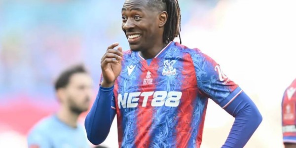 阿森纳求购埃泽，水晶宫开价首付3500万镑，余额分期支付