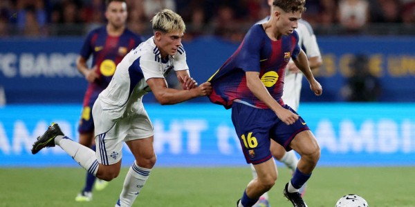 西甲首轮风波：巴萨争议进球引爆舆论，裁判成焦点