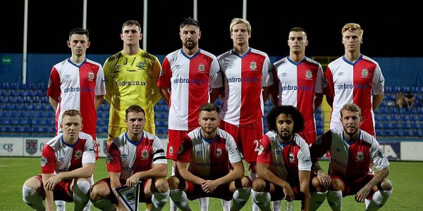 林菲尔德主场优势显著，谢尔本能否保持领先？